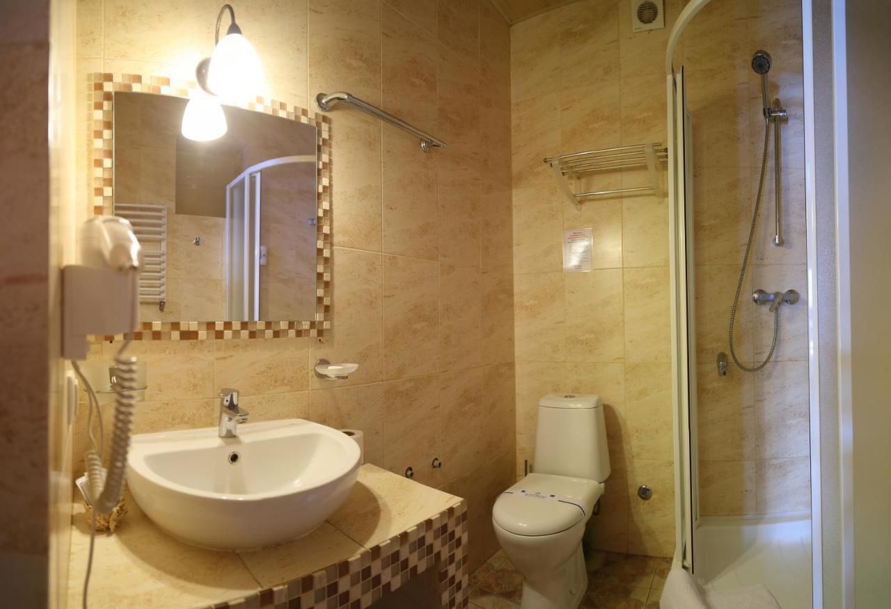 Otel Гук Готельно-Ресторанний Комплекс *