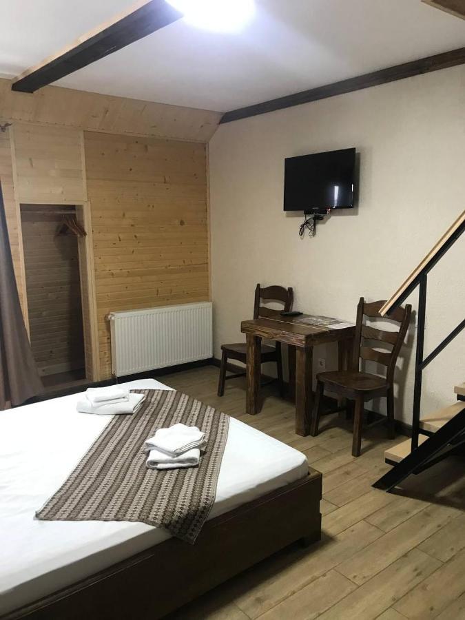 гук ресторанно-готельний комплекс Hotel *
