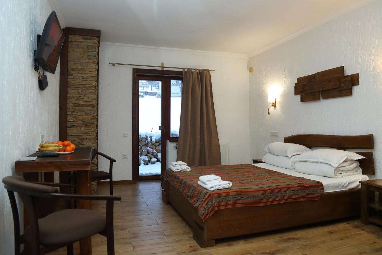 Hotel гук ресторанно-готельний комплекс Bukowel
