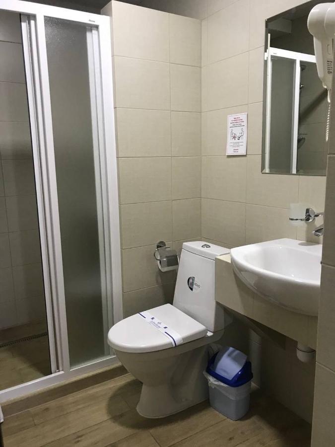 гук ресторанно-готельний комплекс Hotel *